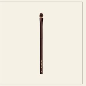 hourglass no.5 concealer brush